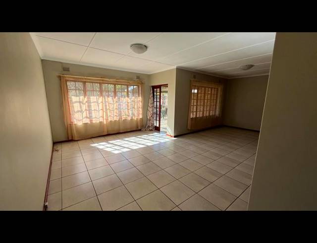 3 BEDROOM TOWNHOUSE FOR SALE IN PELHAM